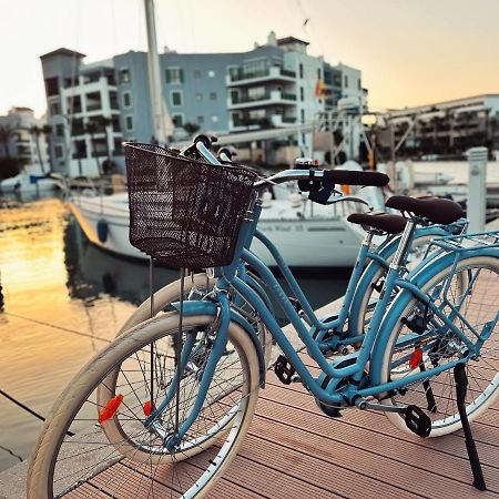 La Maison Bateau Sotogrande 圣罗克 外观 照片